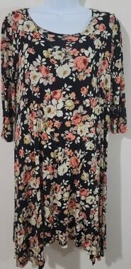 Wilde Black Floral Print A Line Dress Small Sharkbite Hem Stretchy Soft Skater